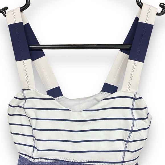 Lululemon "Run: Back on Track" Tank Top Size 2 - Picture 6 of 10